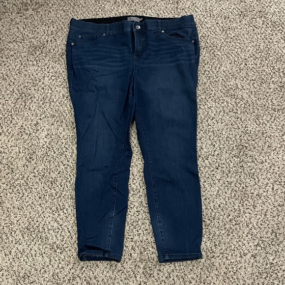 TORRID Bombshell Skinny Premium Stretch Dark Wash Jeans Size 22R - Picture 1 of 9